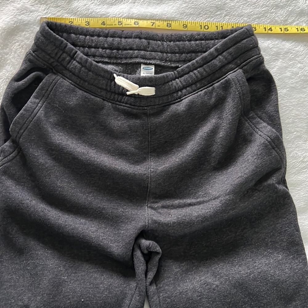 EUC Old Navy joggers- husky size 14-16 (XL)- gray, 2 pockets